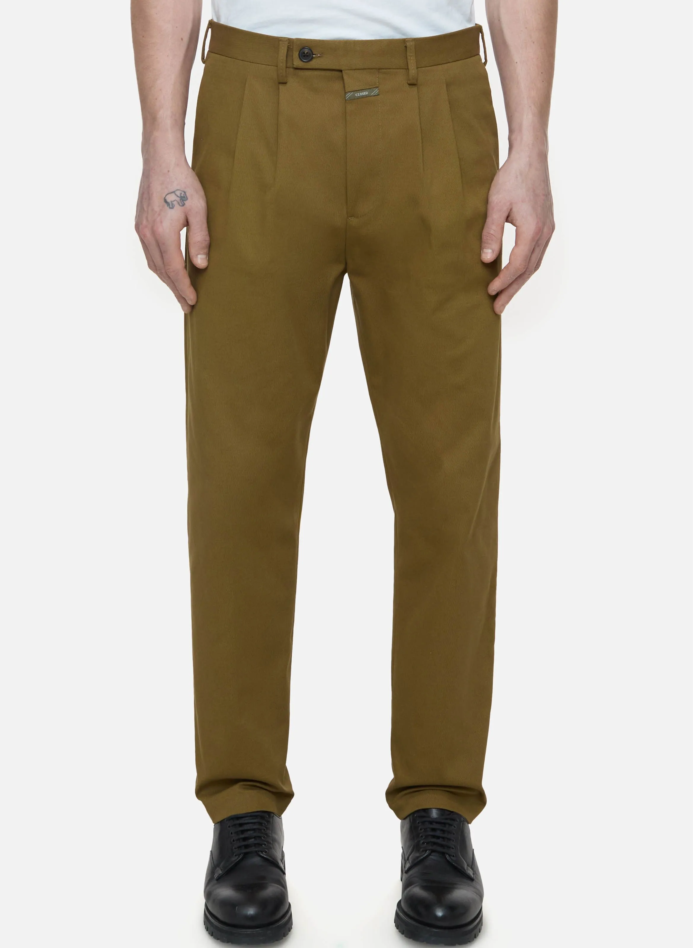 BERGEN  CHINO EN SARGA DE ALGODóN ELáSTICO EN DORADO