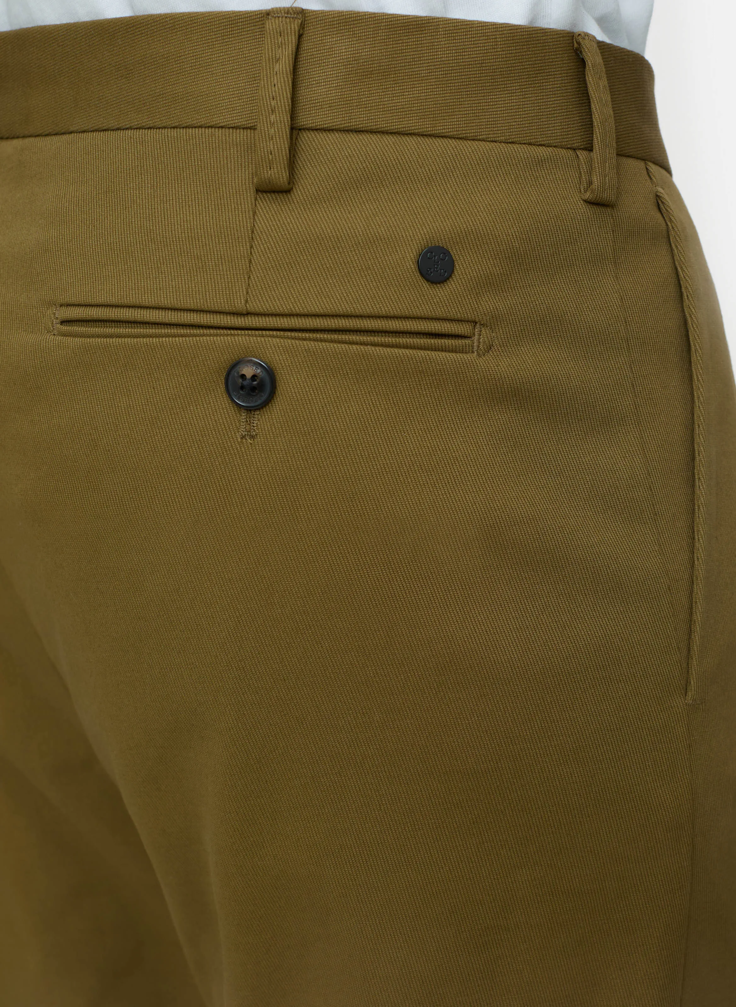 BERGEN  CHINO EN SARGA DE ALGODóN ELáSTICO EN DORADO