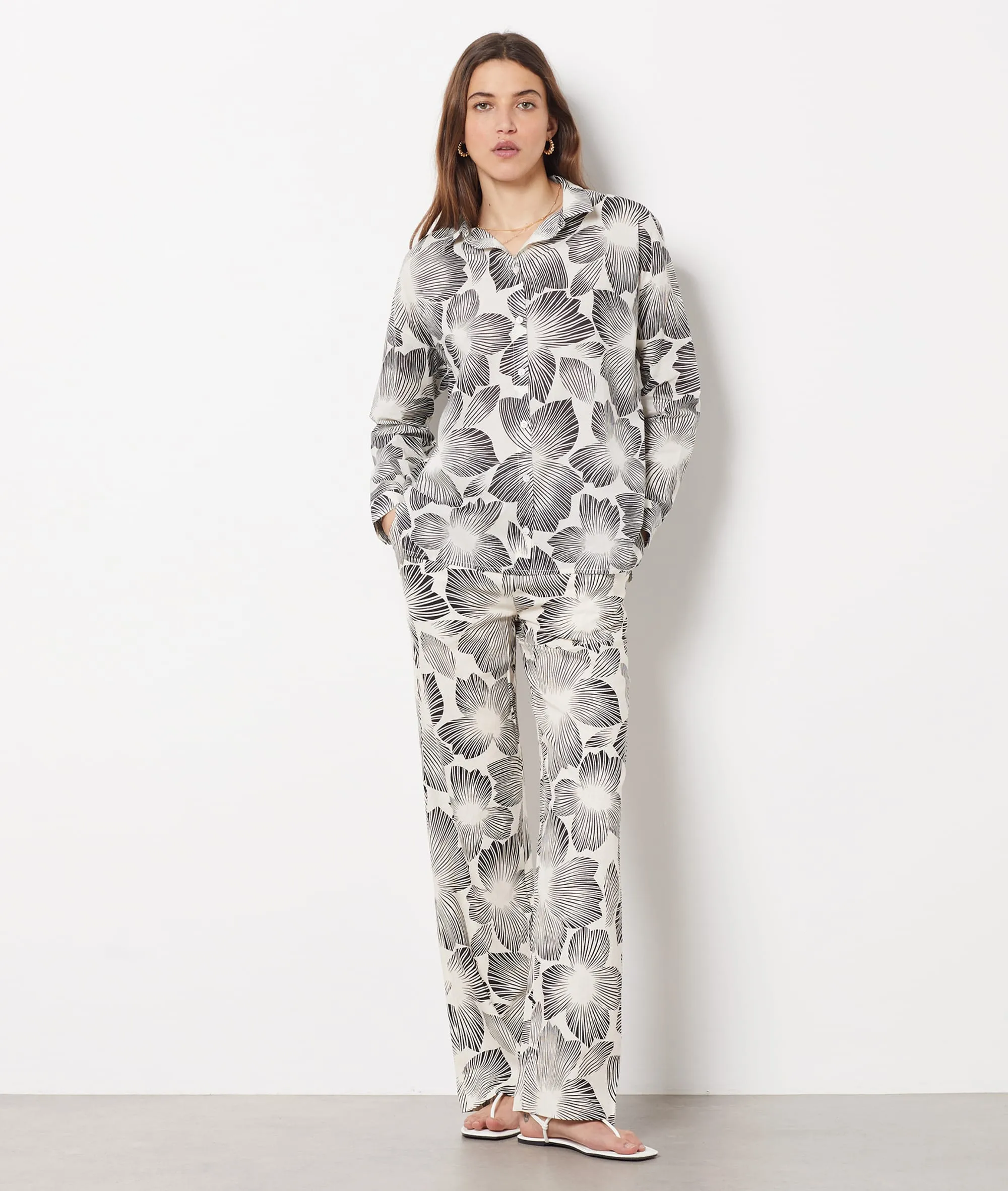 CAMISA DE ALGODóN MOTIVOS FLORALES AGABBIE IMP FD ECRU  ETAM