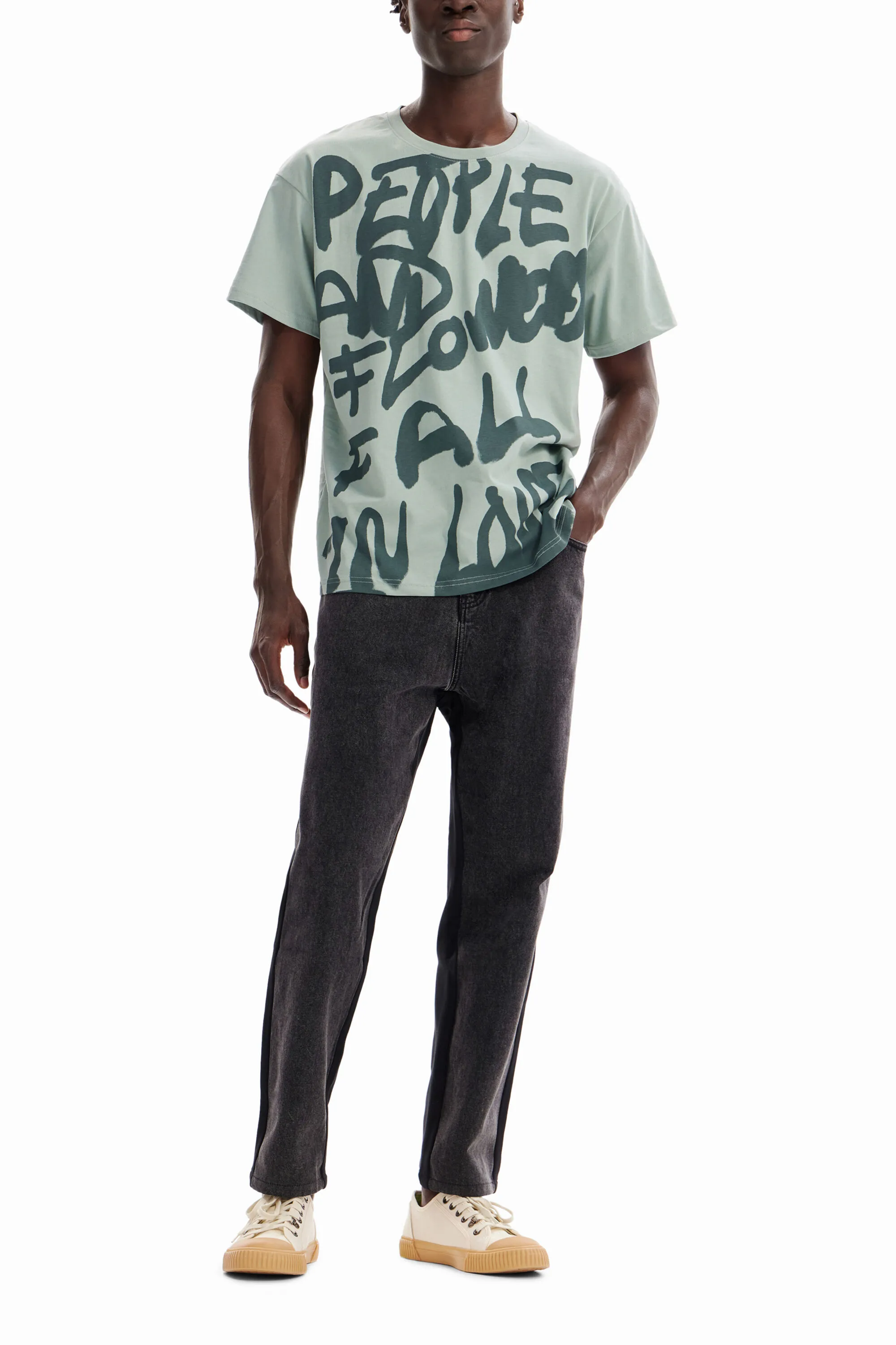 Camiseta oversize mensaje