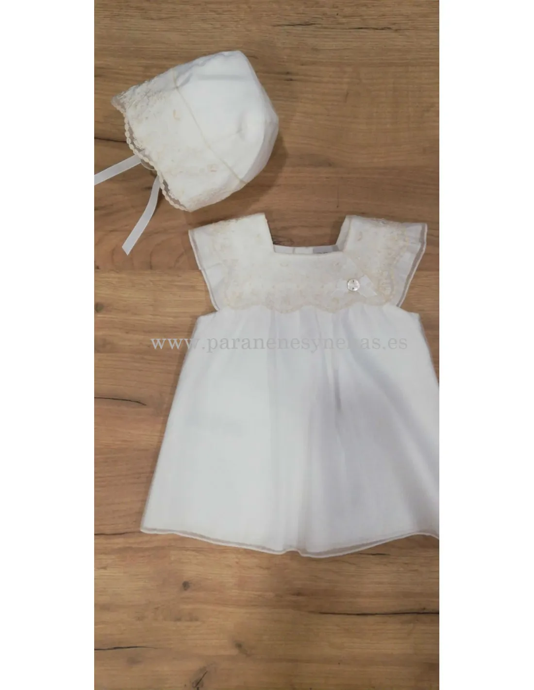 Capota a juego con el Vestido para bebé Malia