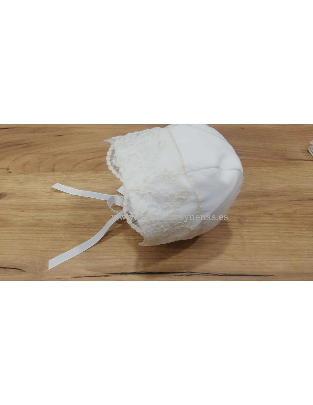 Capota a juego con el Vestido para bebé Malia