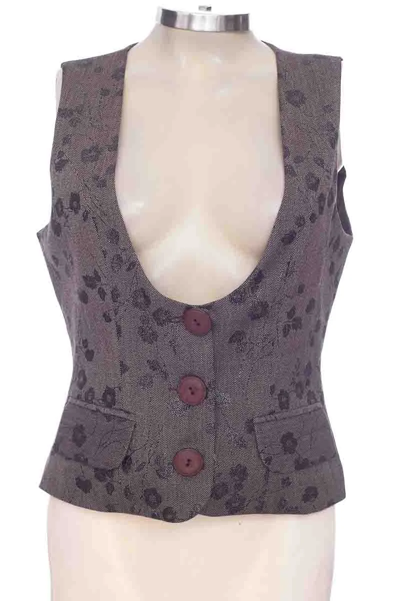 CHAQUETA / ABRIGO COLOR GRIS  ARTE MODA