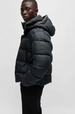 Chaqueta acolchada regular fit en tejido repelente al agua