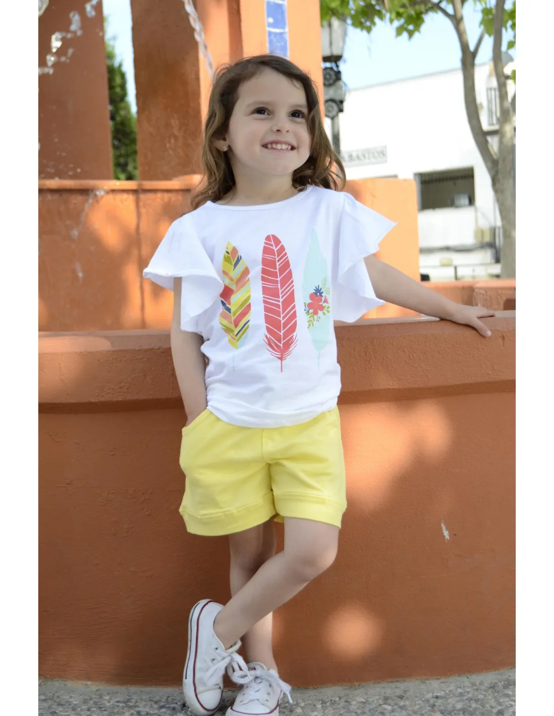 Conjunto para niña tres Plumas amarillo