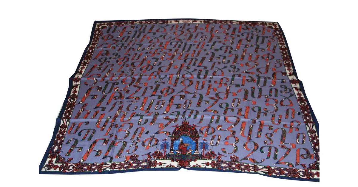Hermès Lettres d 'Erevan Azul 