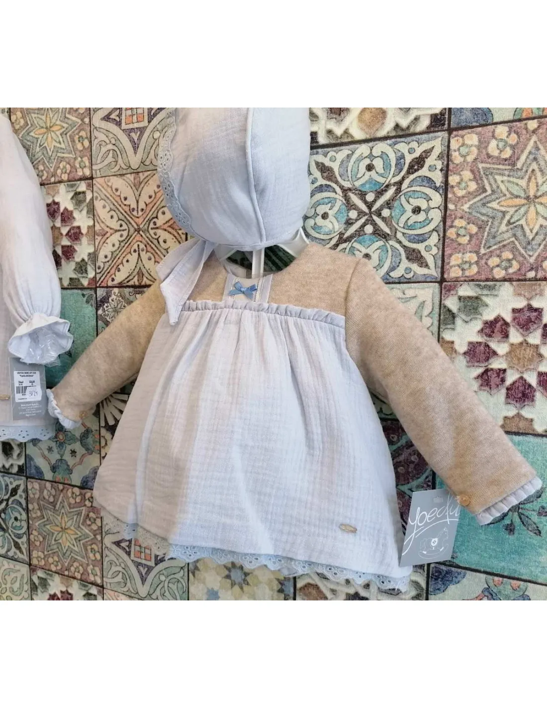 Jesusito para bebé niña con capota Micenas de Yoedu