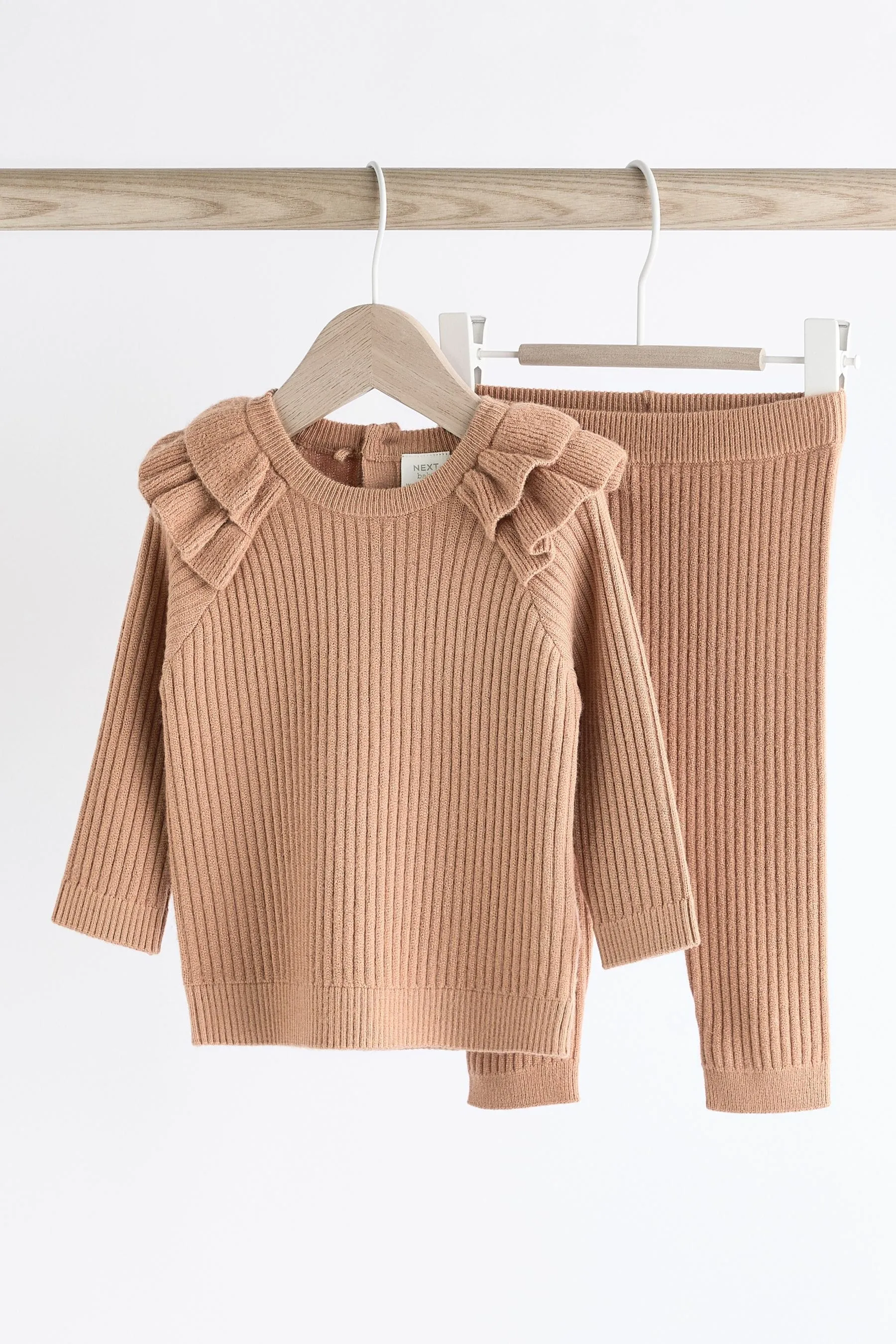 MARRóN VISóN  KNITTED BABY JUMPER & LEGGINGS SET (0MTHS3YRS)