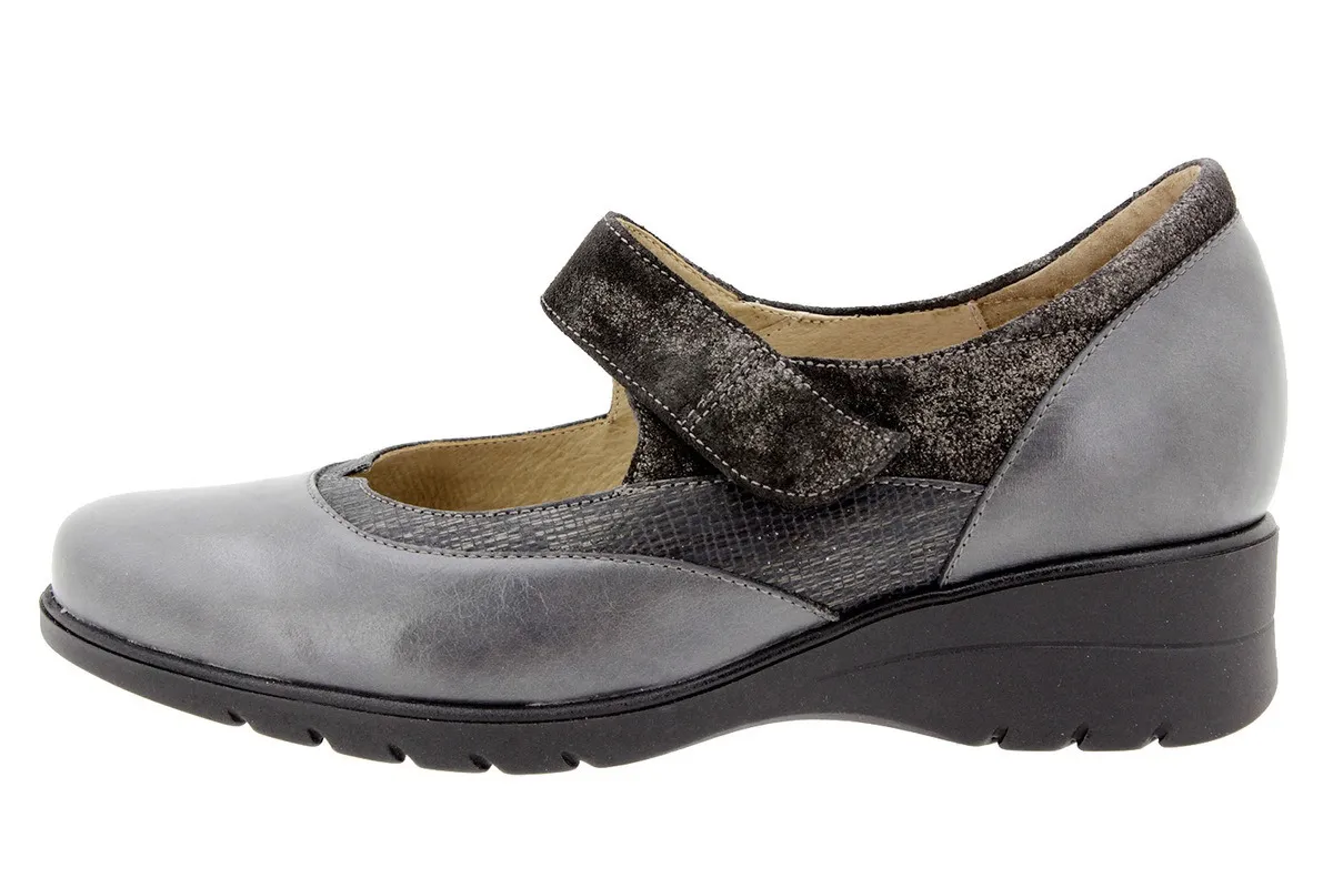 MARYJANE LEATHER GREY
