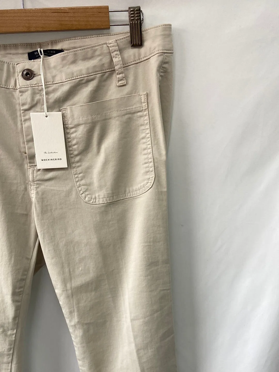 MOCKINGBIRD.Pantalones beiges rectos T.40