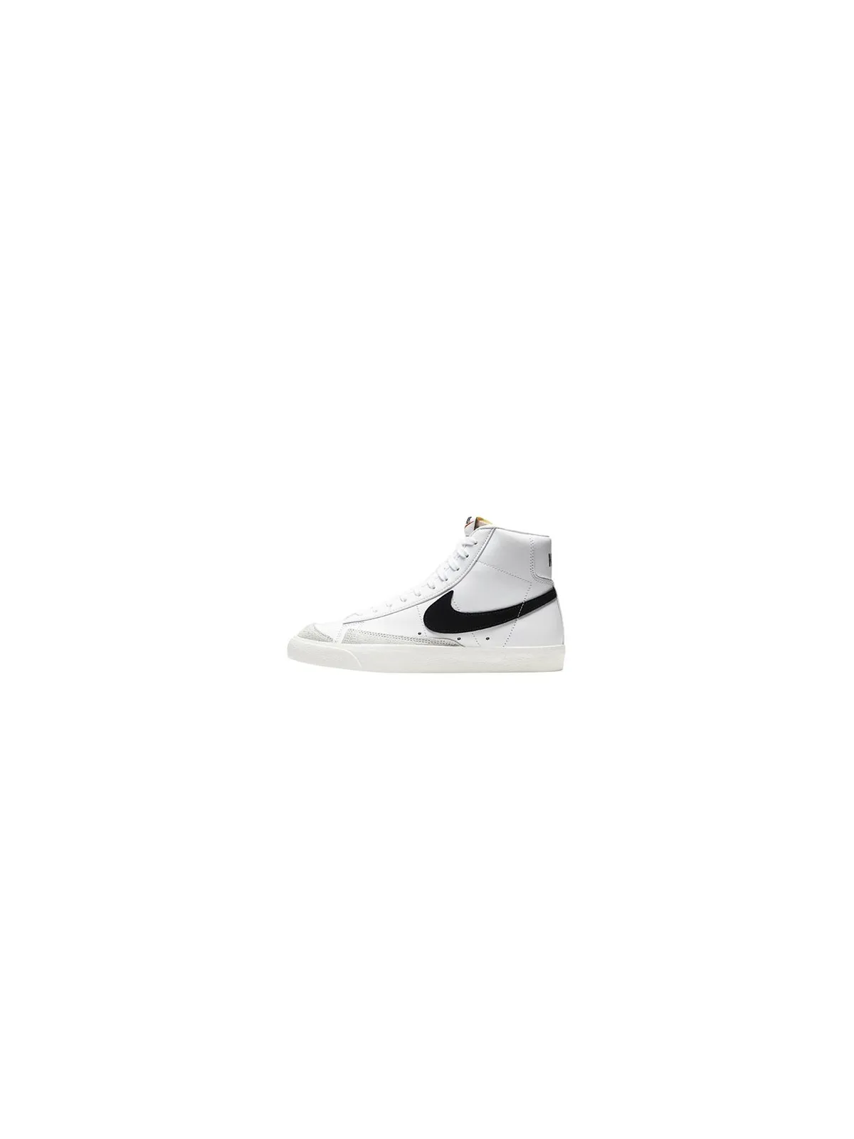 NIKE BLAZER  BLACKK AND WHITE