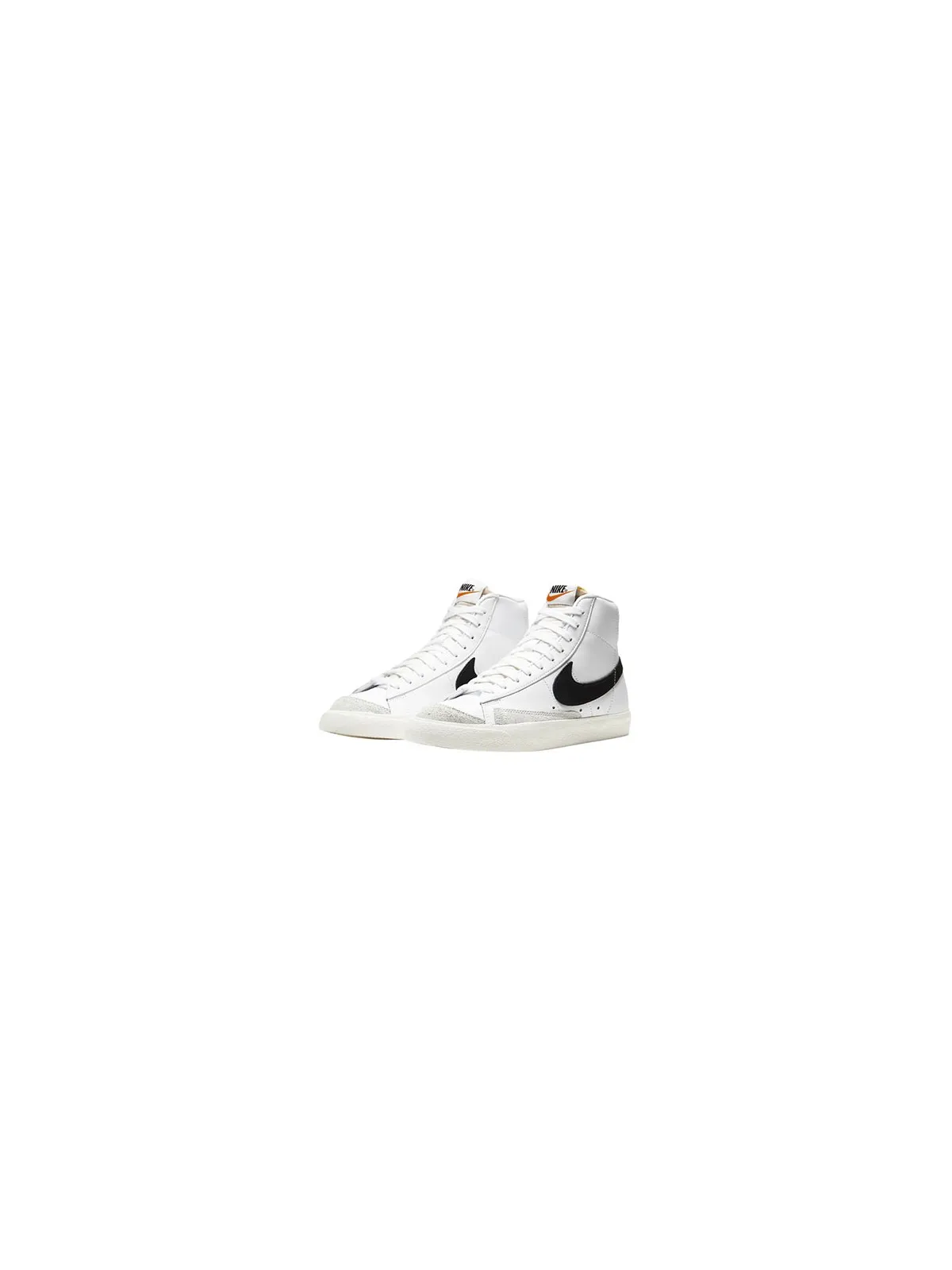 NIKE BLAZER  BLACKK AND WHITE