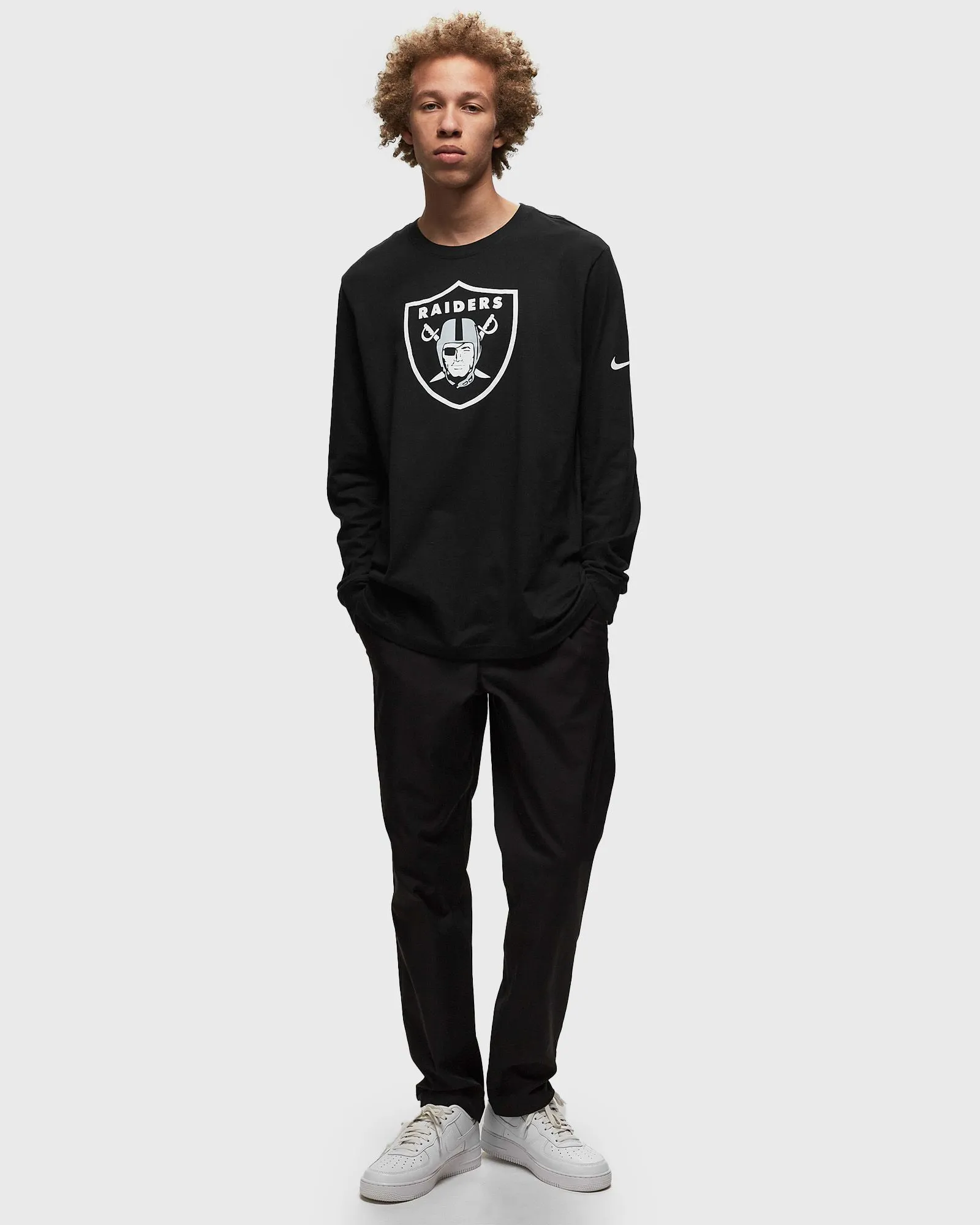 Nike NFL Las Vegas Raiders Essential Cotton LS Logo Tee