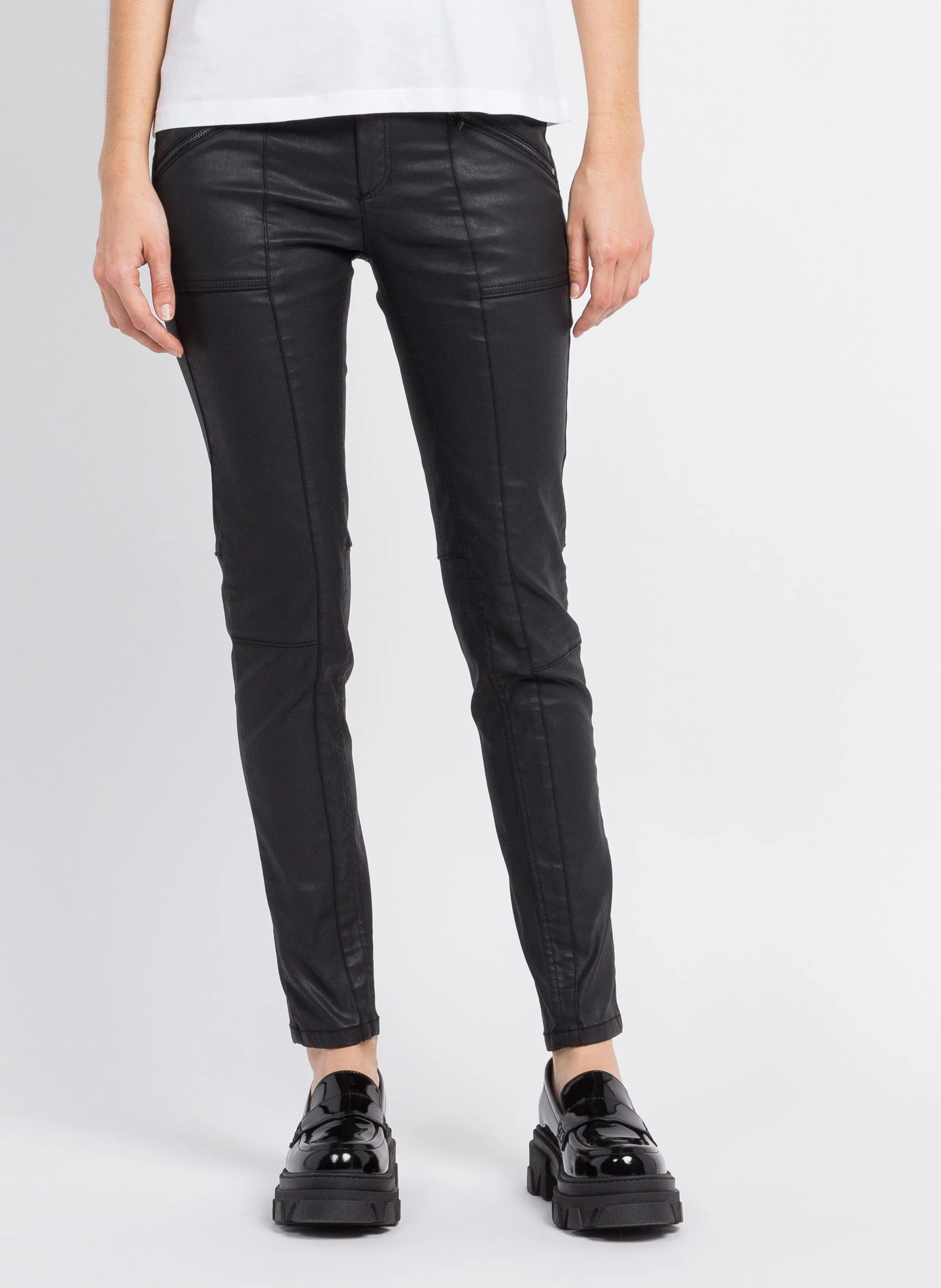 Pantalón slim de mezcla de algodón en negro