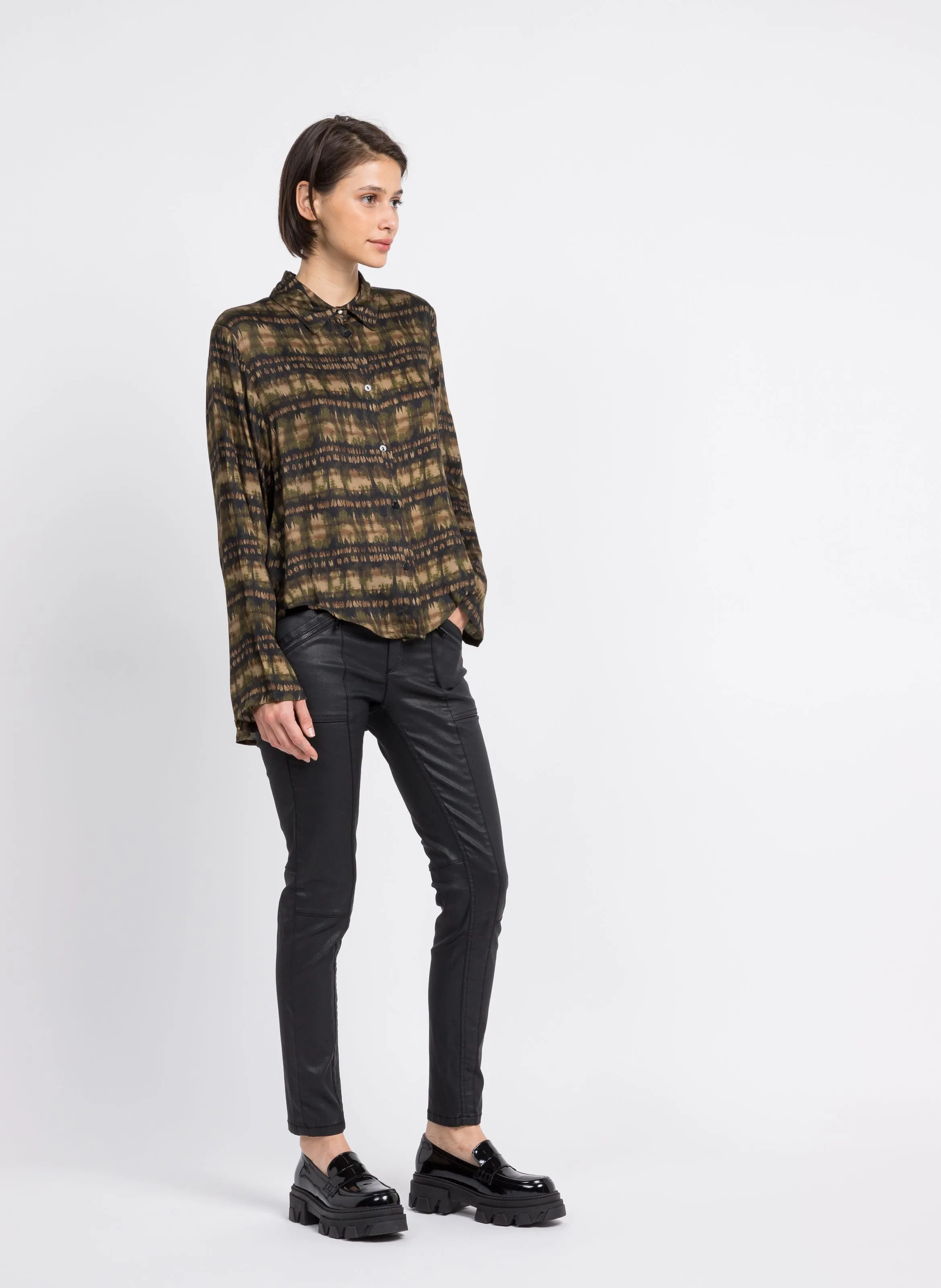 Pantalón slim de mezcla de algodón en negro