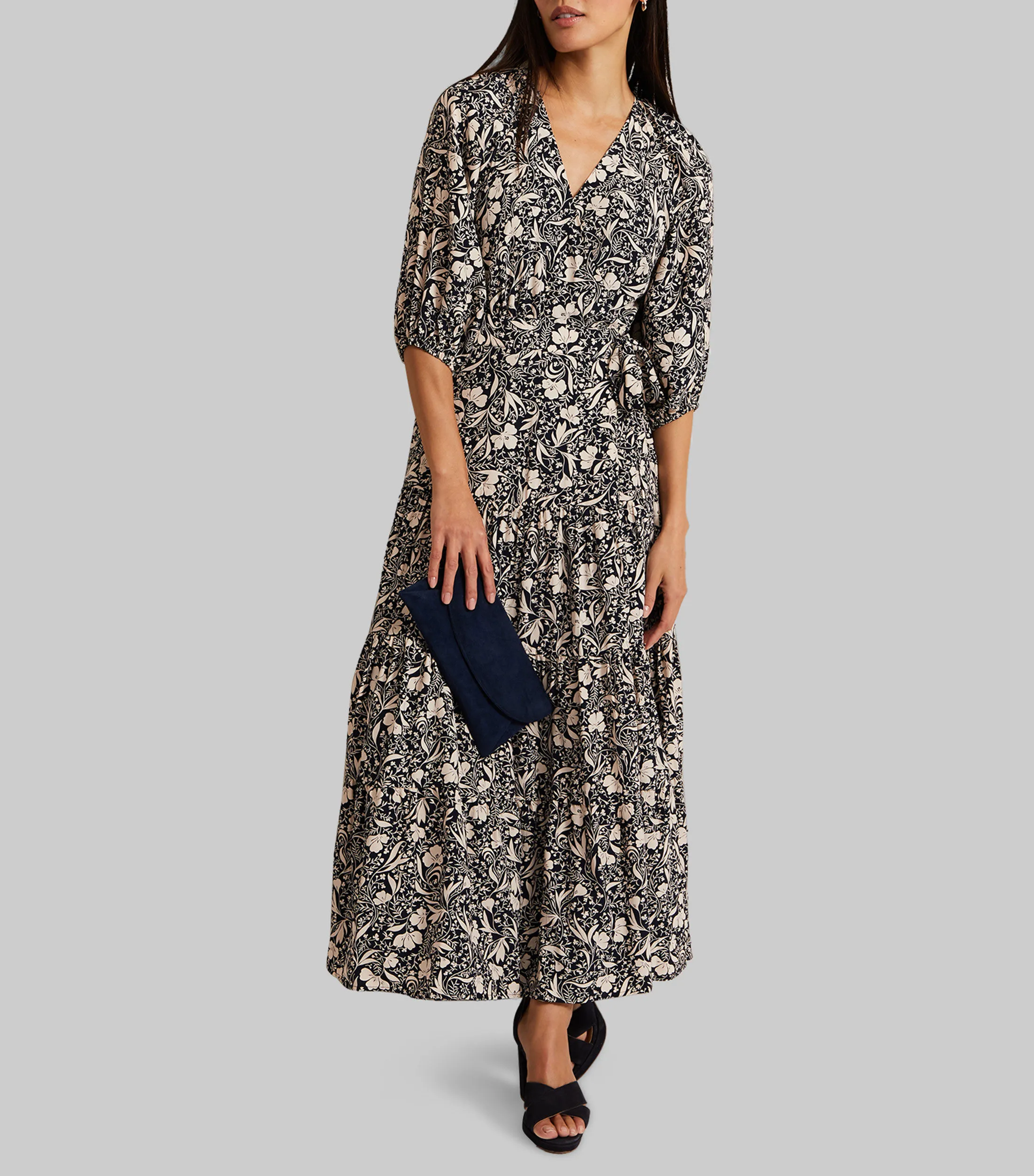 Phase Eight Vestido largo con flores de manga 3,4 Mujer