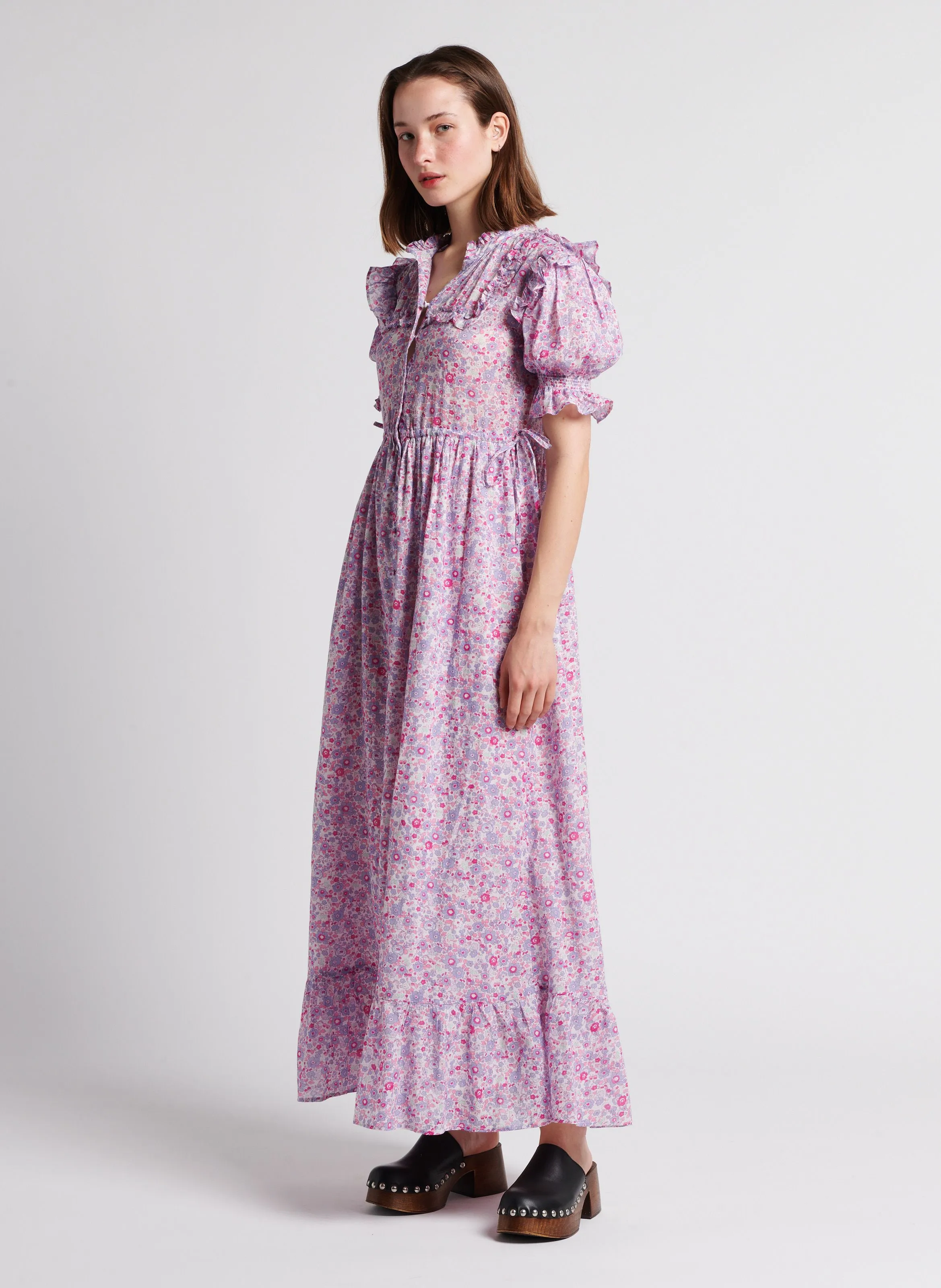ROMUALDA  VESTIDO LARGO ESTAMPADO DE ALGODóN CON VOLANTES EN ROSA