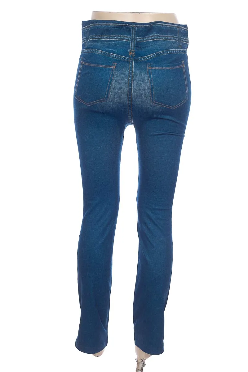ROPA DEPORTIVA / SALIDA DE BAñO COLOR AZUL  CLOSEANDO