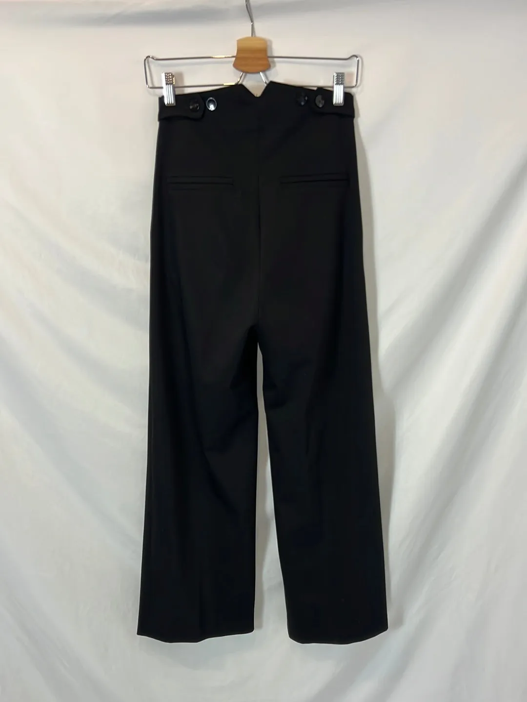 SOPHIE&YLUCIE. Pantalón ancho pinzas negro T.34