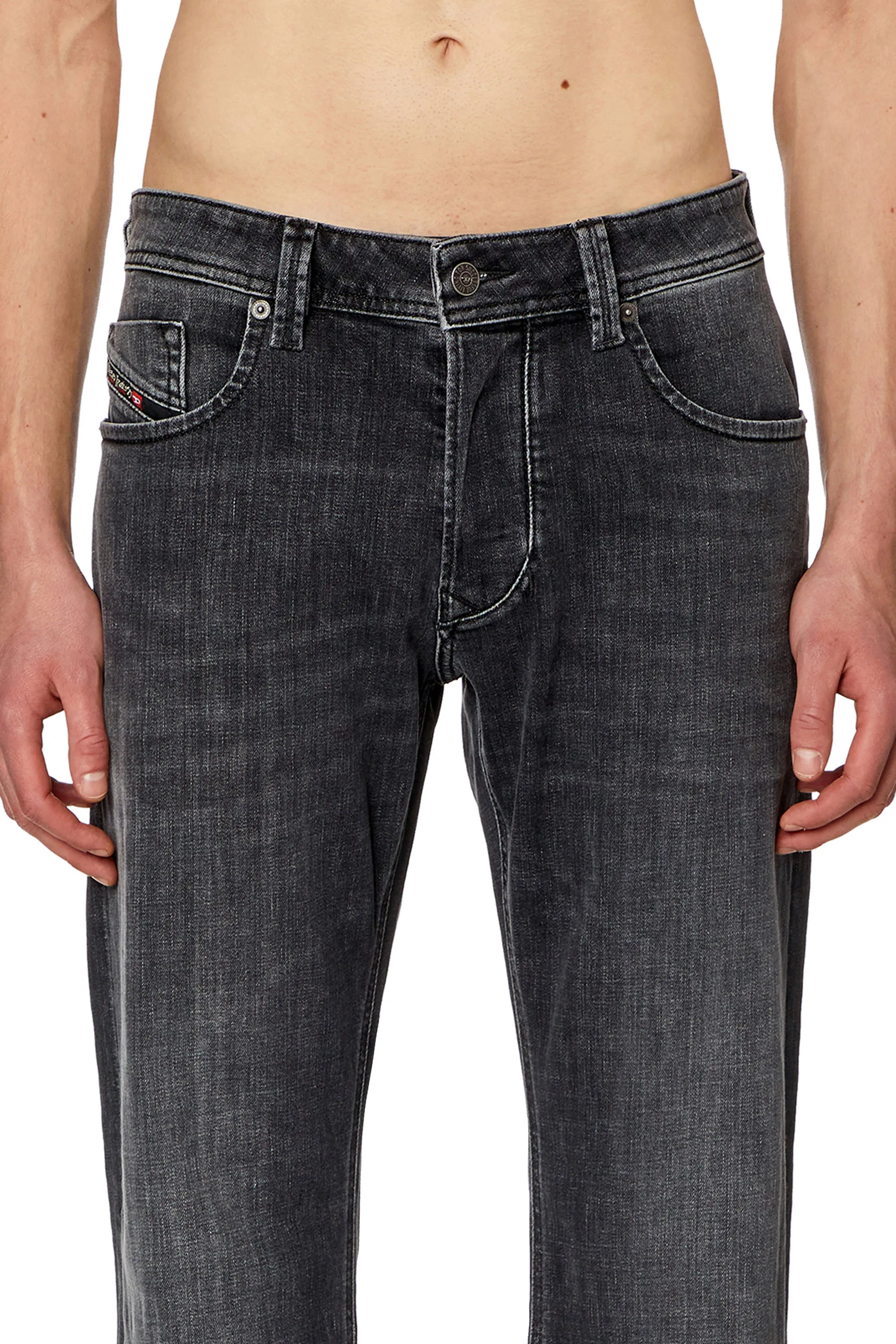 straight jeans 1985 larkee 09h29