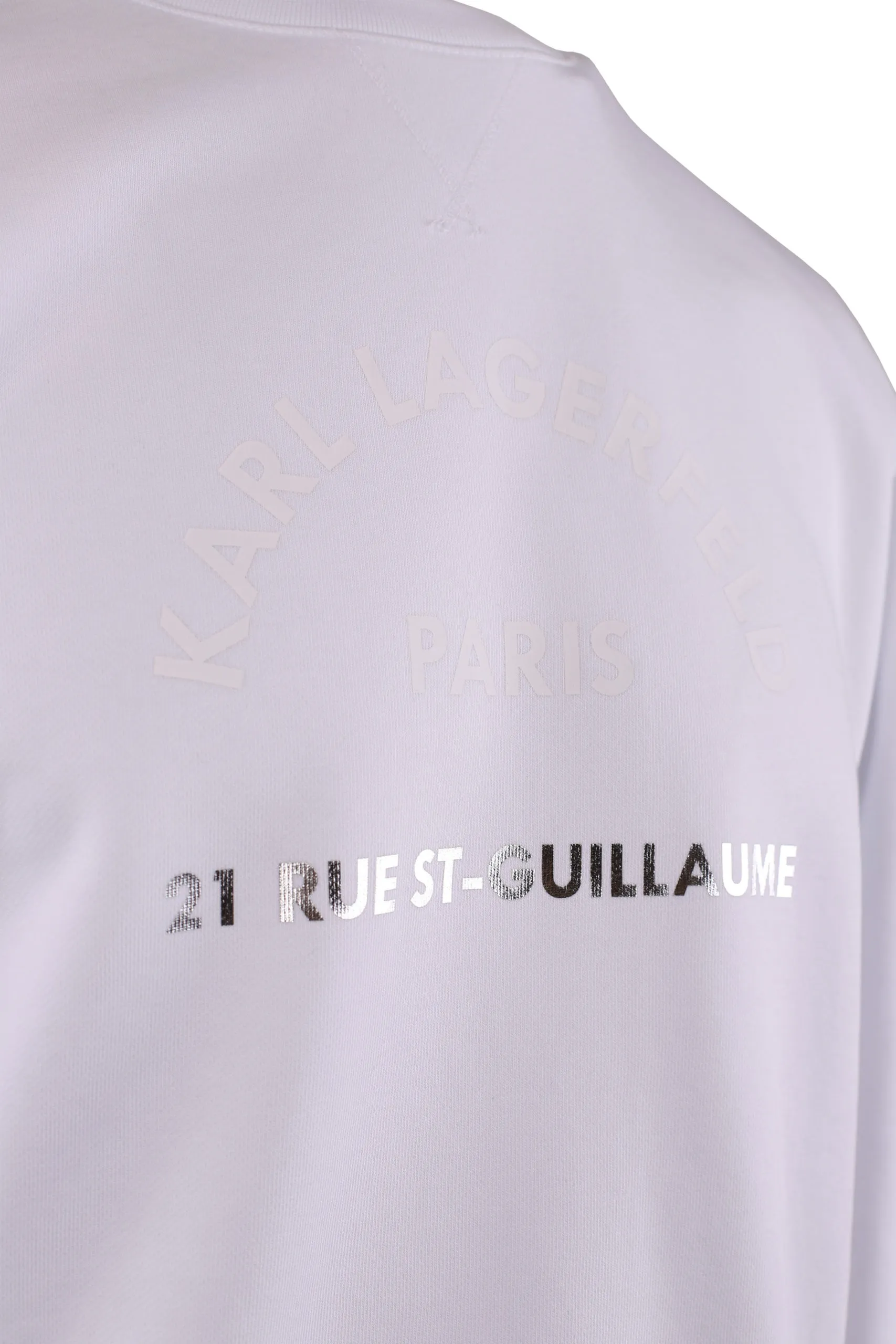 Sudadera blanca con logo estampado