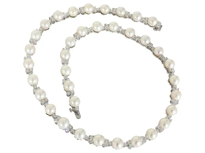 Tiffany & Co TIFFANY Y COMPAÑIA. Collar Aria Trio de perlas y diamantes en platino 4.91 por cierto Plata Metálico 