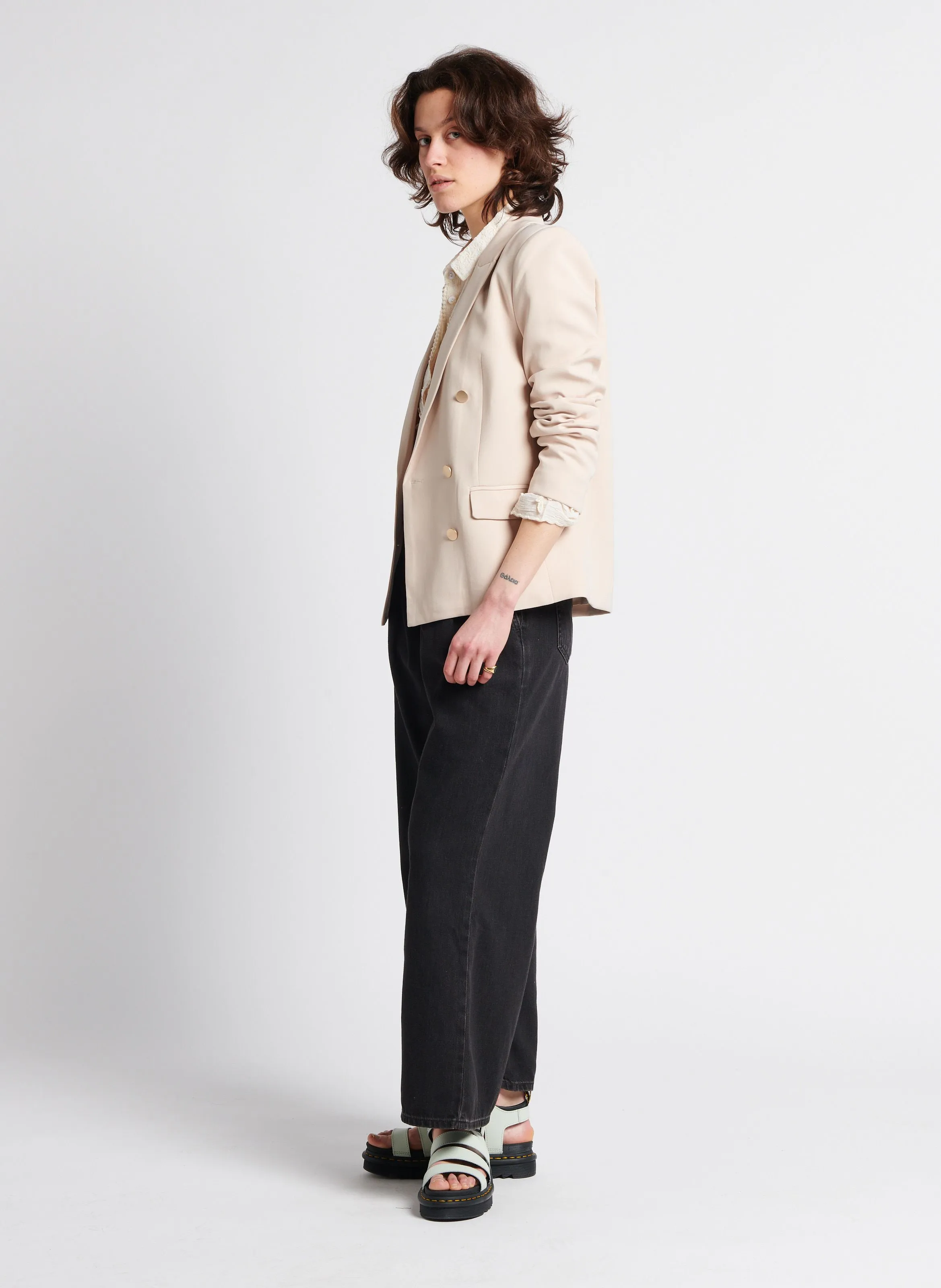 VALERIE  CHAQUETA SASTRE RECTA EN BEIGE