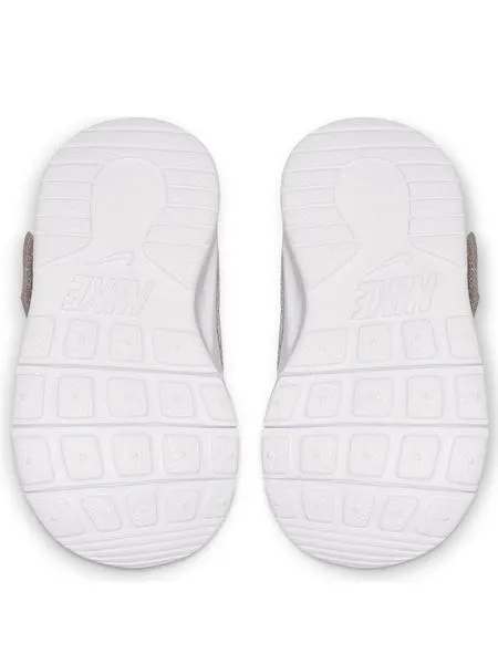 zapatilla nike tanjun gris/verde