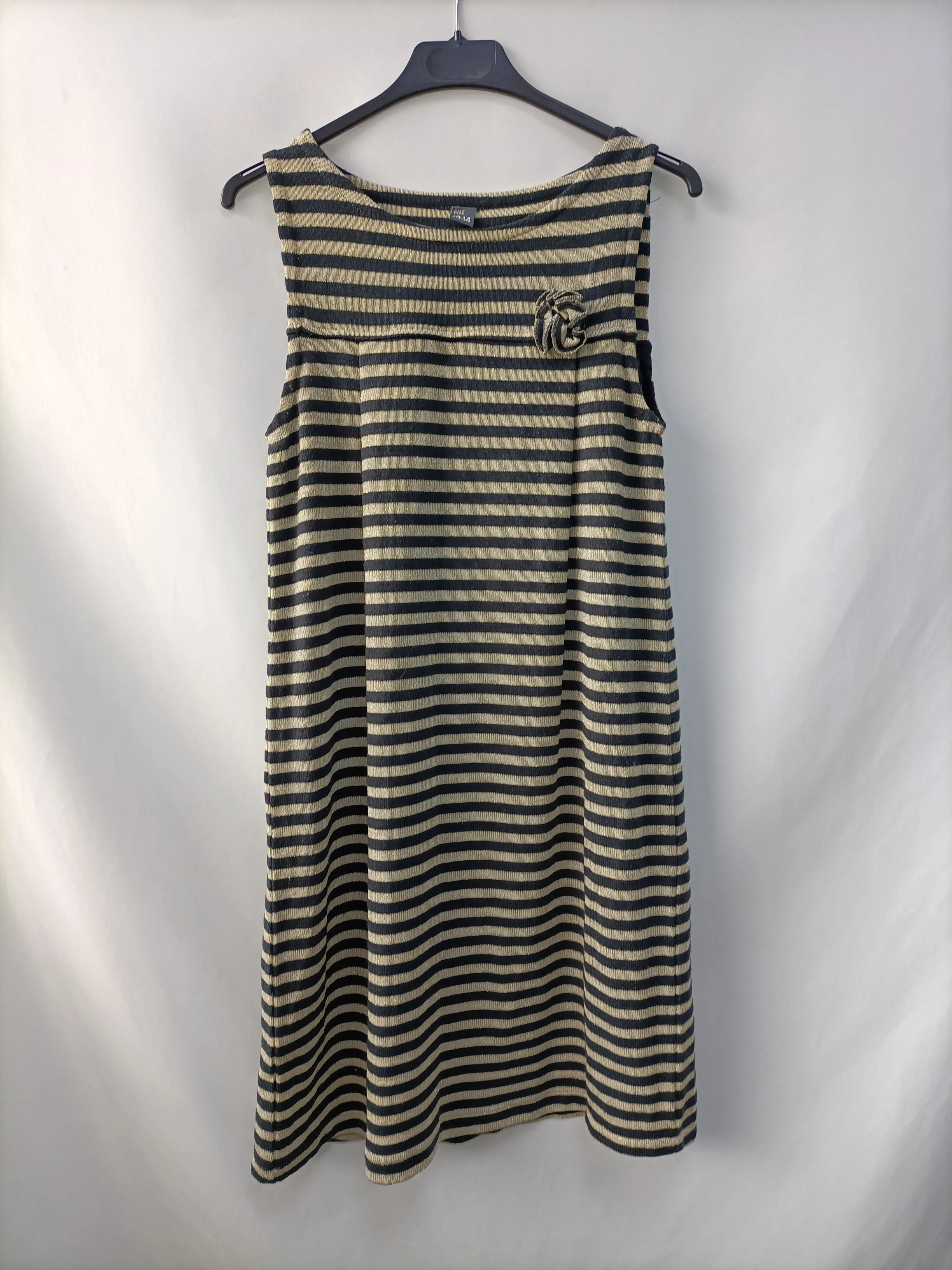 ZARA. VESTIDO CORTO RAYAS T.13/4 AñOS