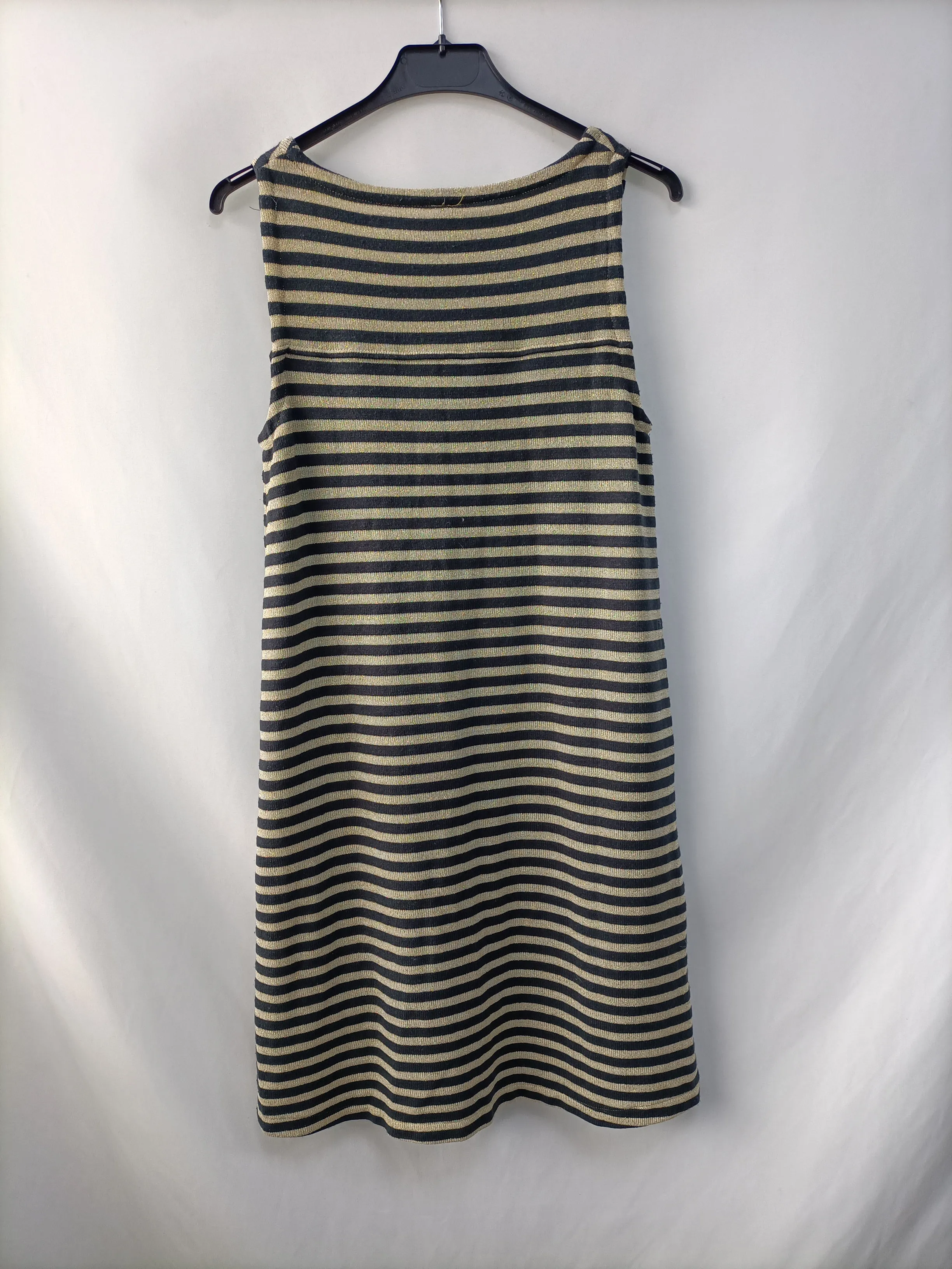 ZARA. VESTIDO CORTO RAYAS T.13/4 AñOS